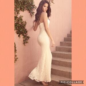 Lulu’s Zenith Cream Lace Maxi Dress 23551